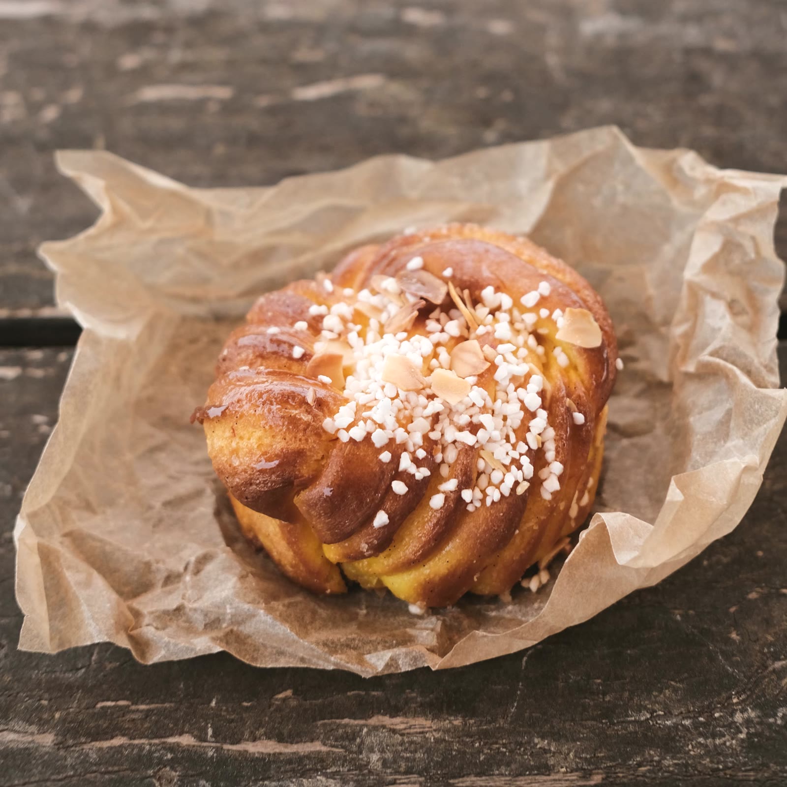 Saffron Bun